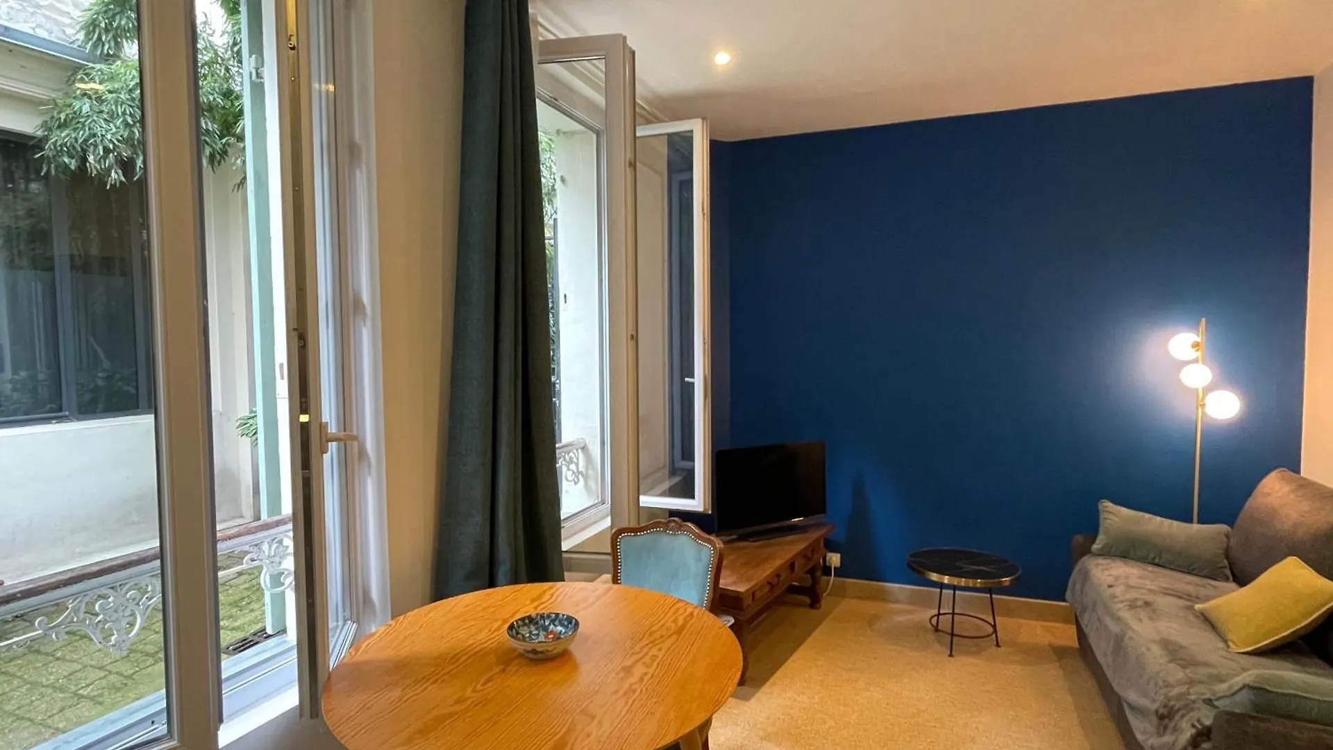 Apartamento Charmant Et Tranquille Plein Centre De Paris!