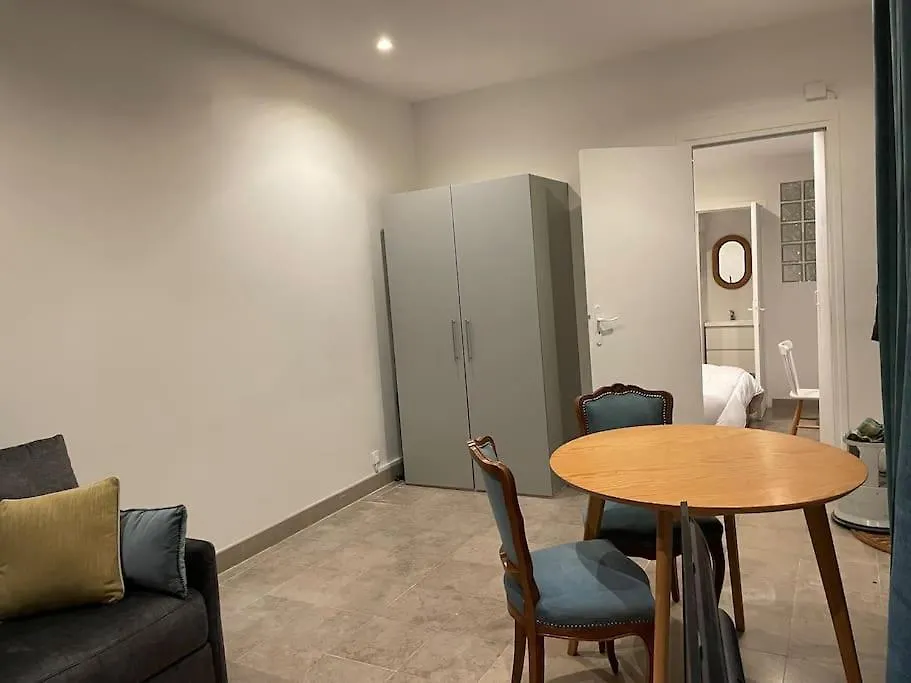 Apartamento Charmant Et Tranquille Plein Centre De Paris! França
