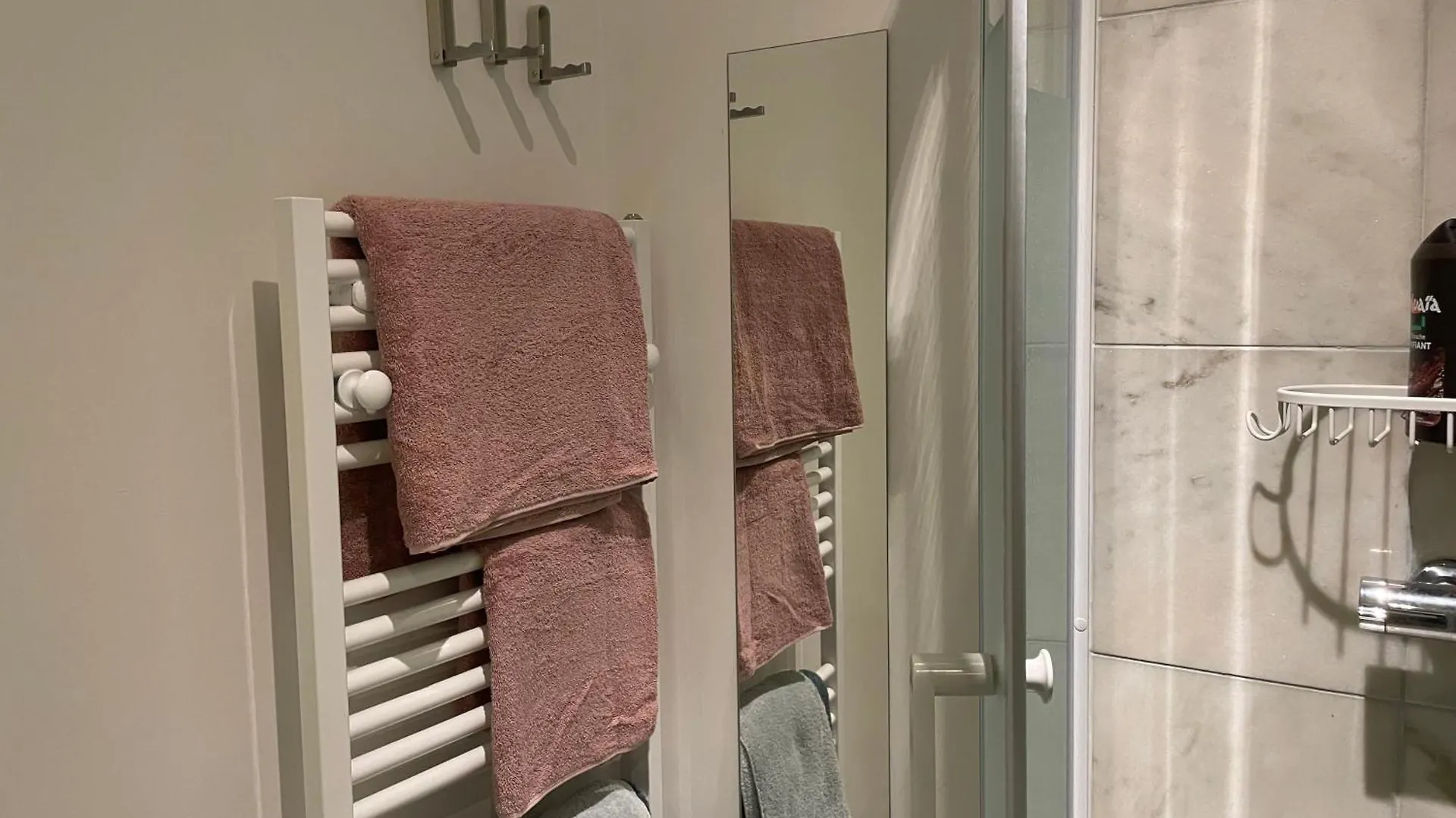 Apartamento Charmant Et Tranquille Plein Centre De Paris!